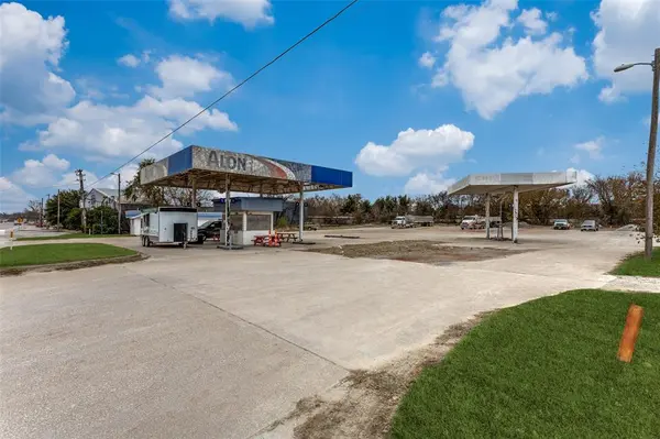 1501 Chico Highway, Bridgeport, TX 76426