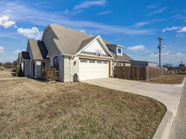 Bridgeport, TX 76426,608 Timberline Drive