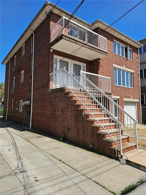 2839 Ford ST, Brooklyn, NY 11235