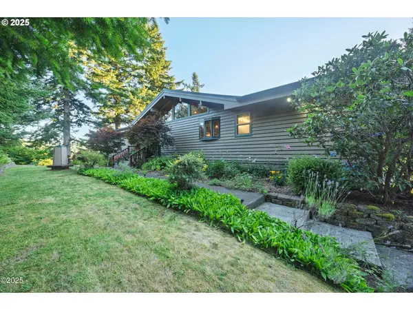 7667 NE PARK LN, Otis, OR 97368