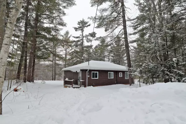 Tweed, ON K0K 3J0,259 Nicholson LN