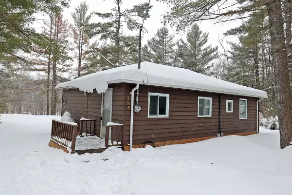 Tweed, ON K0K 3J0,259 Nicholson LN