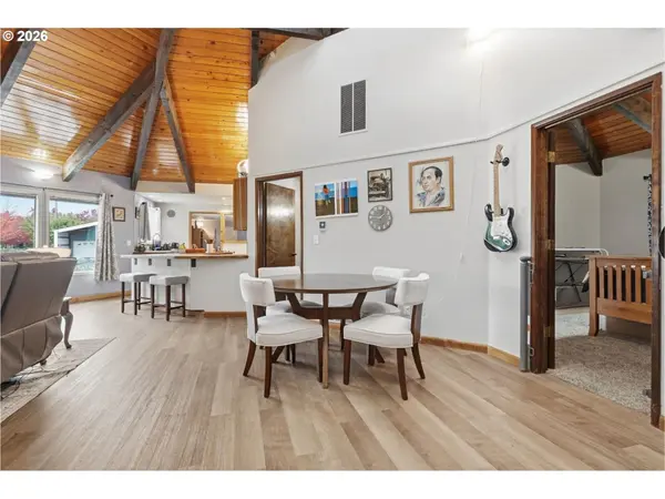 1750 S 2nd ST, Lebanon, OR 97355