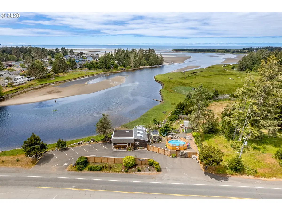 2674 HIGHWAY 101, Seaside, OR 97138