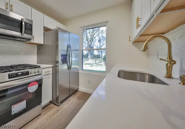 2015 Spruce Hills Dr,  Glen Gardner Boro,  NJ 08826