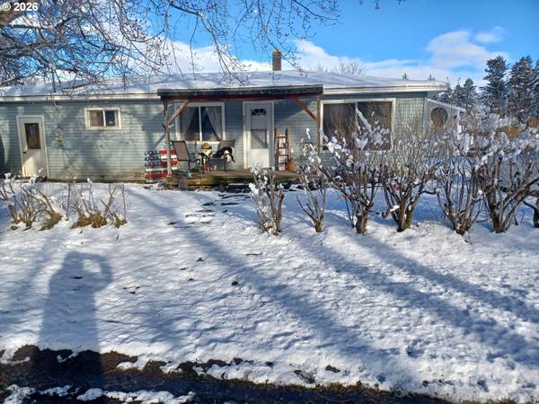 527 S DEWEY ST, Union, OR 97883