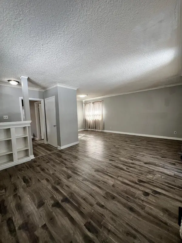 21 Mackinac CRES #Main, Toronto E09, ON M1J 1P8