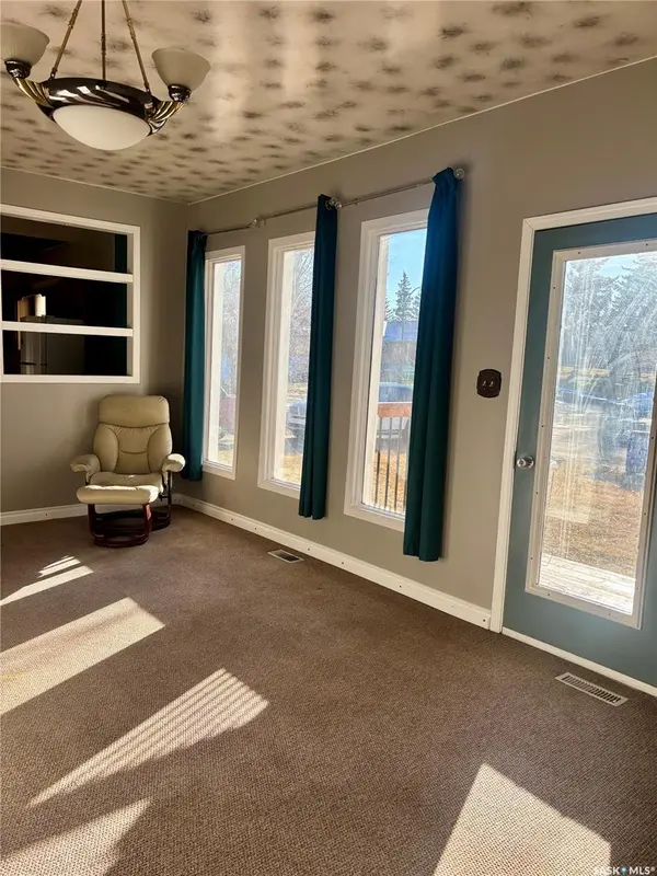 210 South AVENUE E, Hafford, SK S0J 1A0