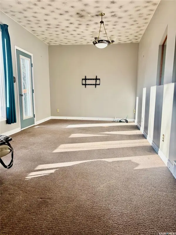 210 South AVENUE E, Hafford, SK S0J 1A0