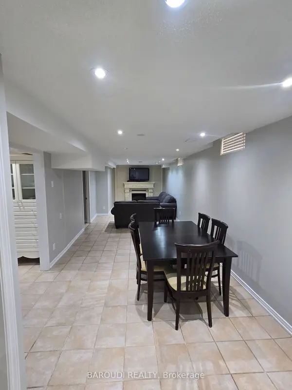 19 RORY RD #LOWER, Toronto W04, ON M6L 3E9