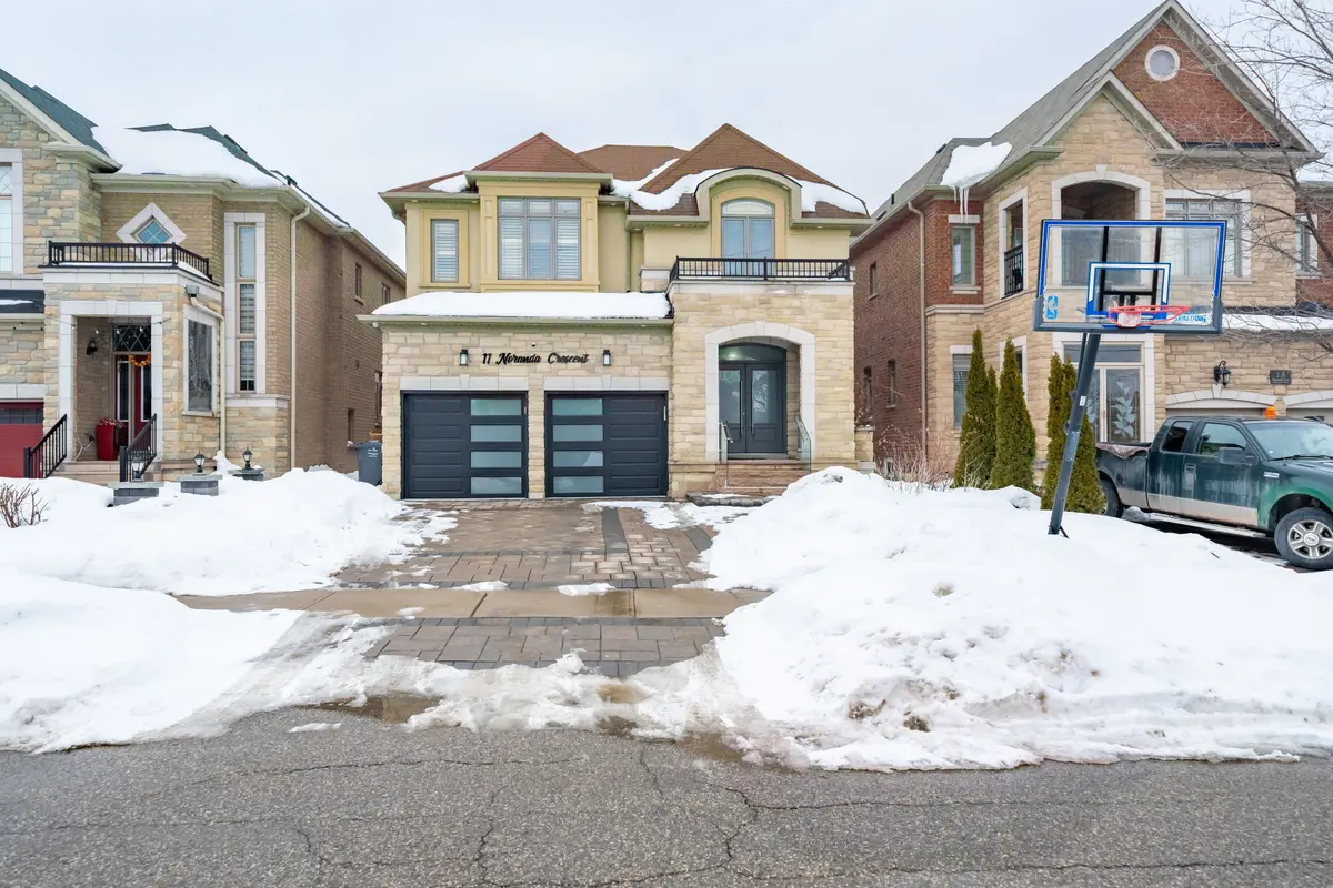 11 Noranda CRES, Brampton, ON L6Y 0M7