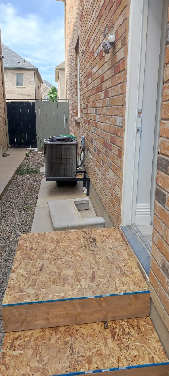 Brampton, ON L6X 5H3,52 Durango DR #Basement