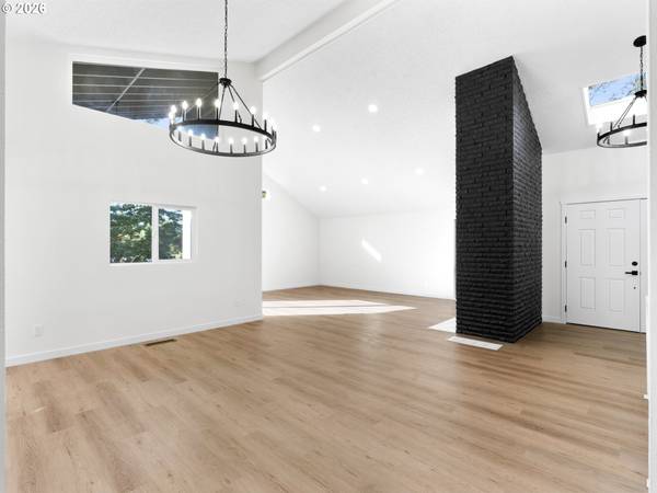 16 OTHELLO ST, Lake Oswego, OR 97035