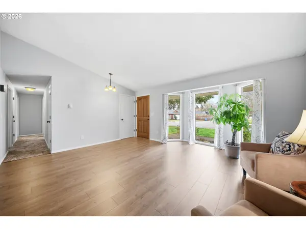 10417 NW 24TH AVE, Vancouver, WA 98685