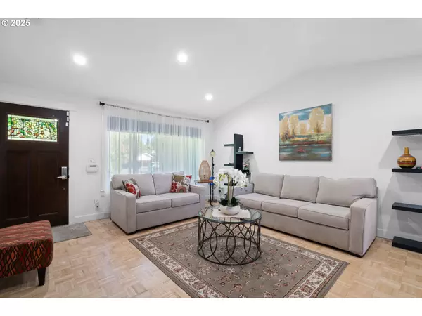 Portland, OR 97233,15550 SE YAMHILL ST