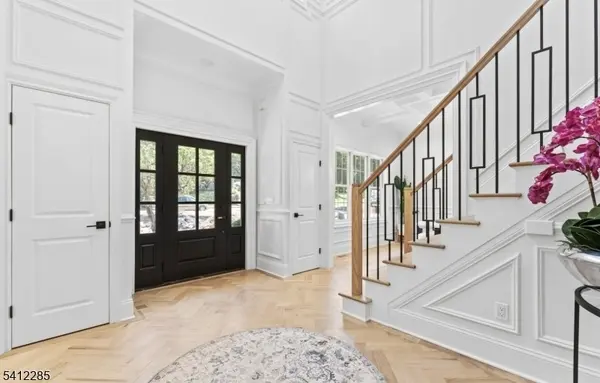 13 Penwood Rd, Livingston Twp., NJ 07039