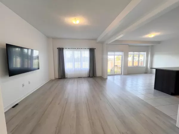 Essa, ON L3W 0B6,12 Mandley ST