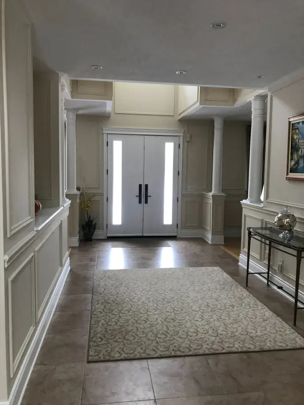 148 HUNTERWOOD Chase, Vaughan, ON L6A 4A8