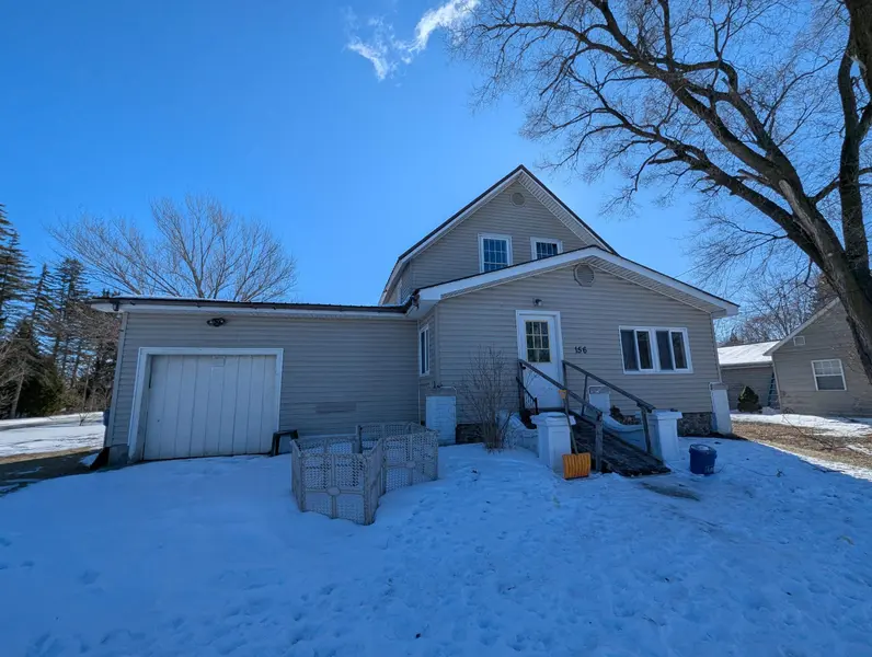 156 N Mackinaw RD, Au Gres Twp, MI 48703