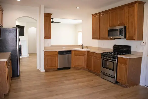 10305 Bent Tree Drive, Rowlett, TX 75089