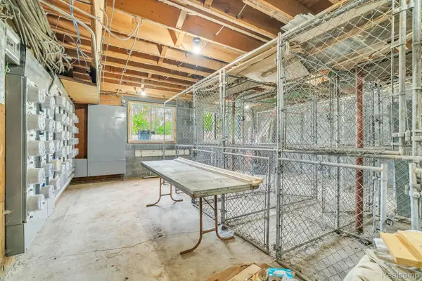 18250 WEAVER ST, Detroit, MI 48228