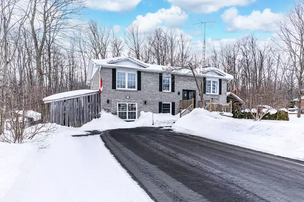 3822 West ST, Innisfil, ON L9S 2L8