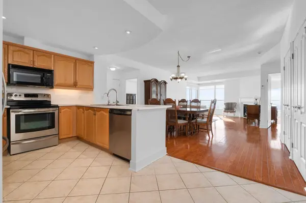 2 Toronto ST #1402, Barrie, ON L4N 9R2