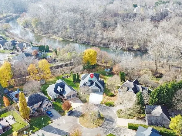 15 Bayside CT, London East, ON N5Y 5M6