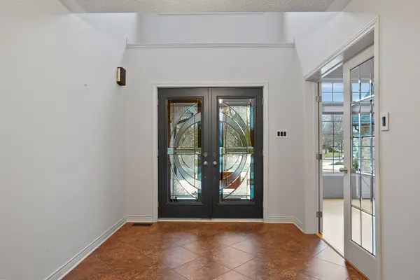 15 Bayside CT, London East, ON N5Y 5M6