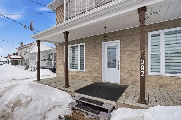 292 St. Joseph ST, Alfred And Plantagenet, ON K0B 1A0