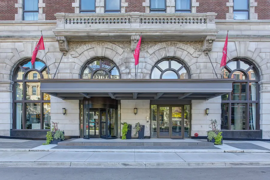 112 King ST E #PH 6, Hamilton, ON L8N 1A8