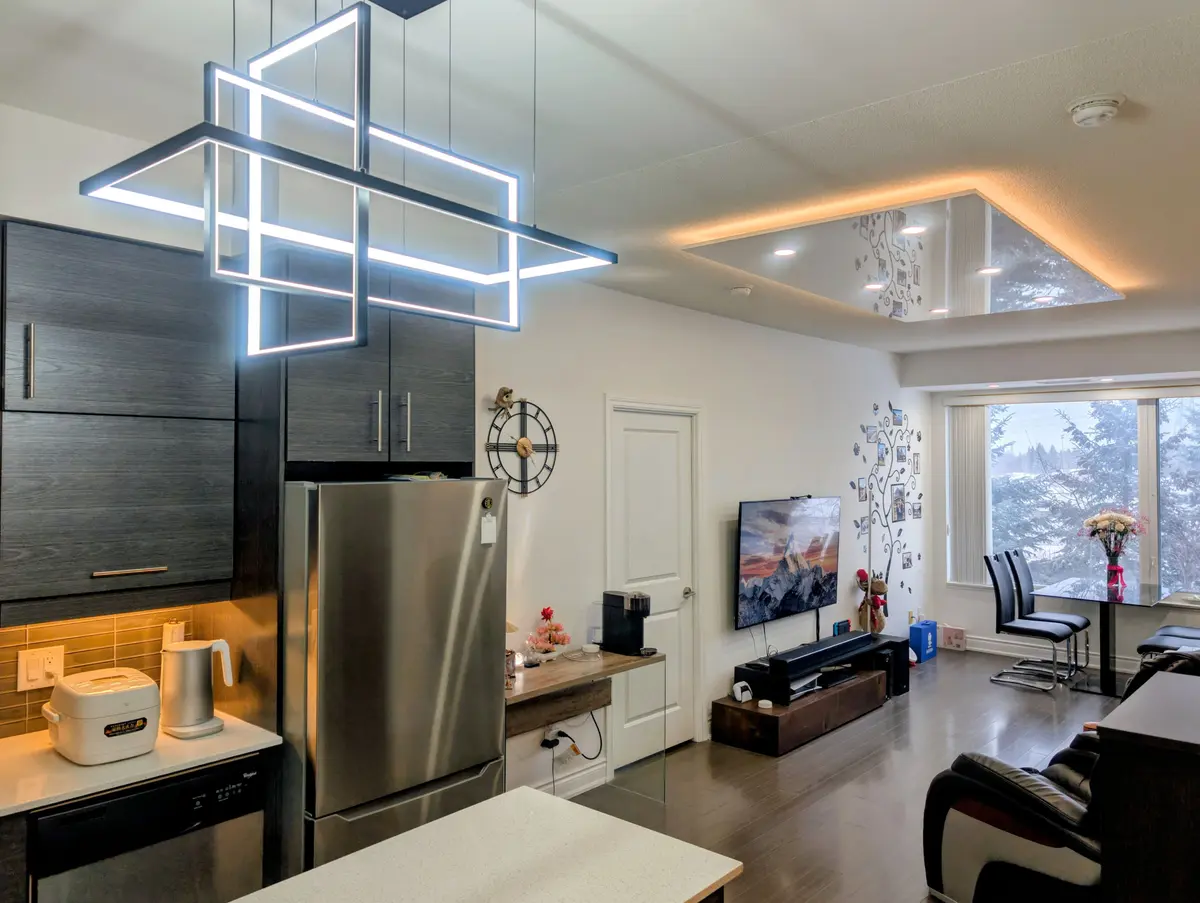 277 South Park RD #209, Markham, ON L3T 0B7