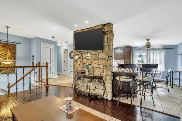 51 Mountain Ave, Rockaway Twp., NJ 07866