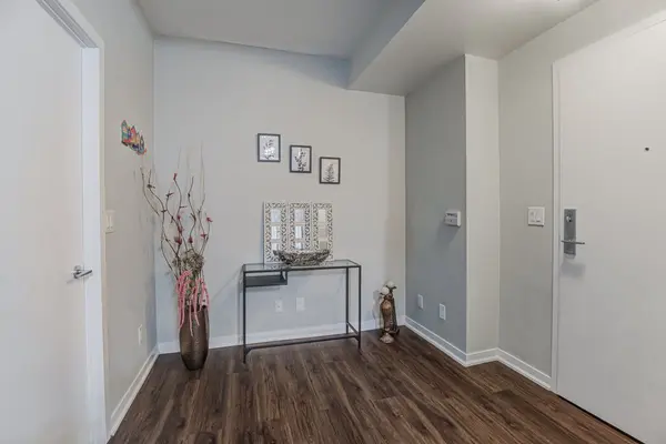 150 East Liberty ST #1605, Toronto C01, ON M6K 3R5