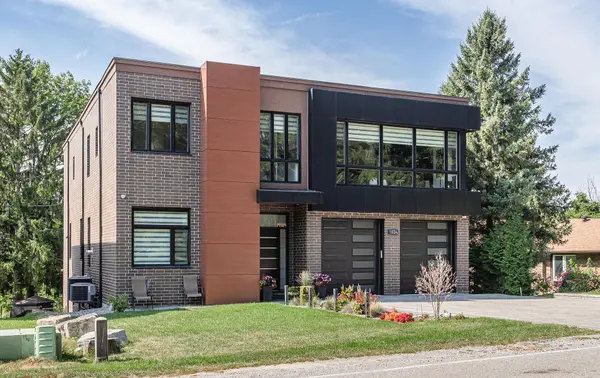 1834 Appleview RD, Pickering, ON L1V 1T8