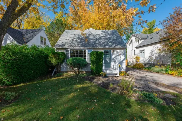 249 Richmond ST, Richmond Hill, ON L4C 3Y9