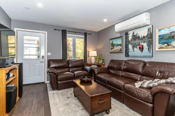 42 Murray ST, Sundridge, ON P0A 1Z0