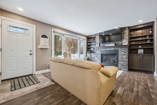 3972 Burns ST, Perth East, ON N0B 2P0