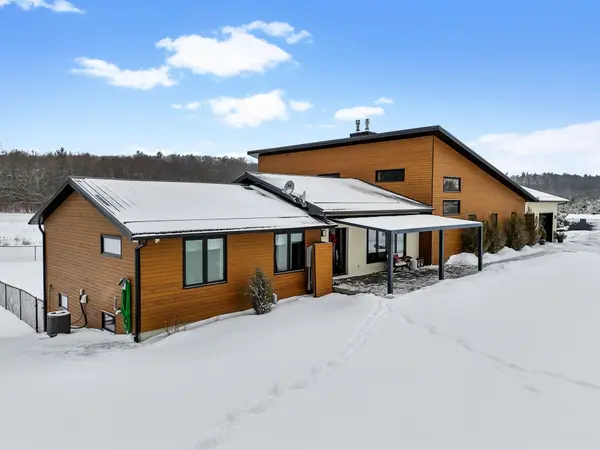 4566 Harwood RD, Hamilton Township, ON K0K 1C0