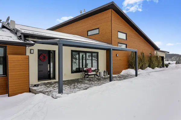 4566 Harwood RD, Hamilton Township, ON K0K 1C0