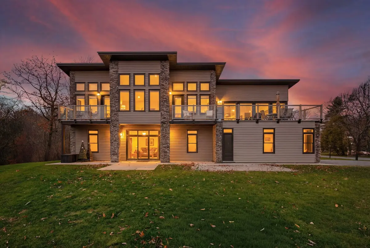 4646 Stair Step LN, Frontenac, ON K0H 1H0