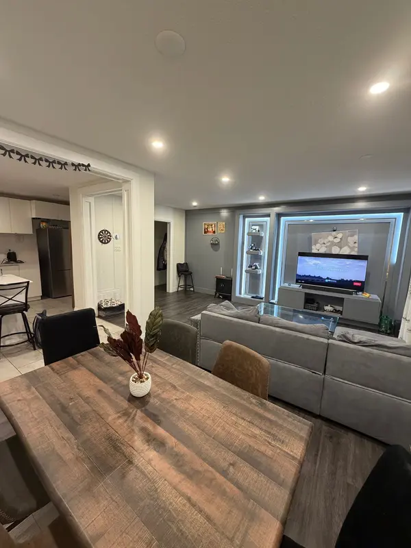 44 Oren BLVD, Barrie, ON L4N 4M1