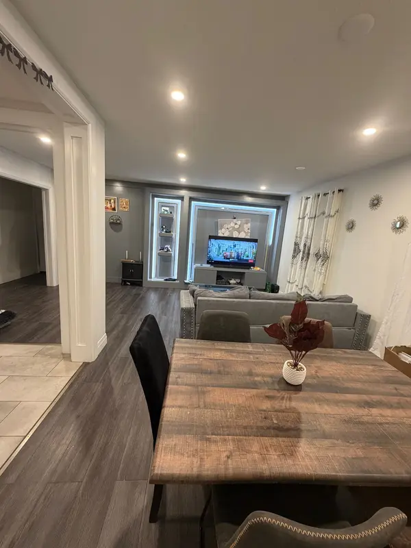 44 Oren BLVD, Barrie, ON L4N 4M1