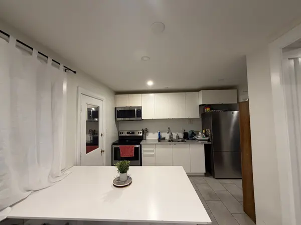 44 Oren BLVD, Barrie, ON L4N 4M1