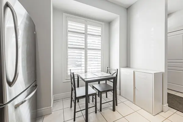 4115 Upper Middle RD #8, Burlington, ON L7M 4G4