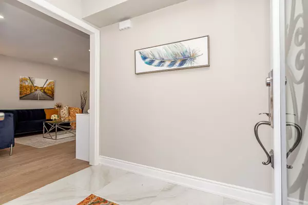 Brampton, ON L6S 3C8,48 Malcolm CRES