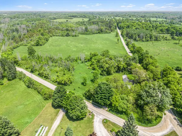 30 Kitley S Elmsley Townline RD, Rideau Lakes, ON K0G 1L0