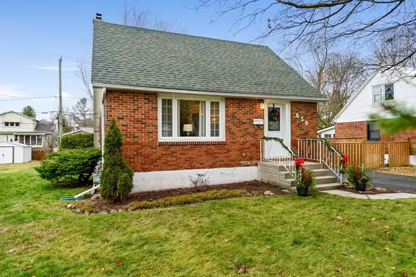 Gananoque, ON K7G 2E4,630 Hillside DR