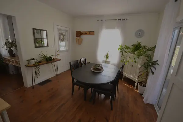 613 Mountain ST, Dysart Et Al, ON K0M 1S0