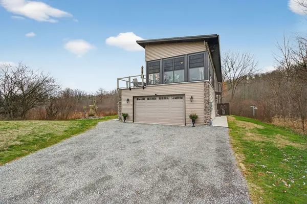 4646 Stair Step LN, Frontenac, ON K0H 1H0